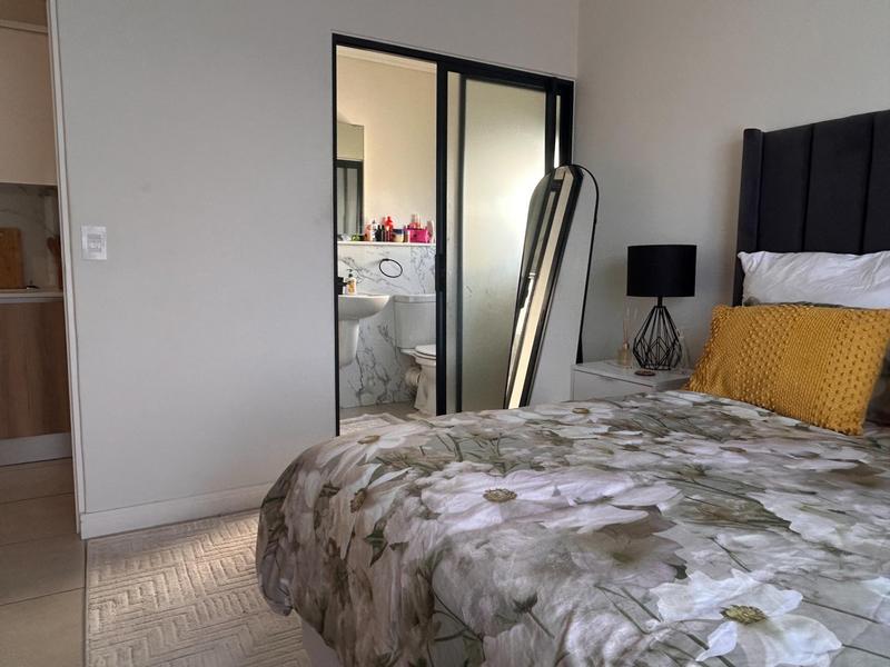 1 Bedroom Property for Sale in Sandown Western Cape